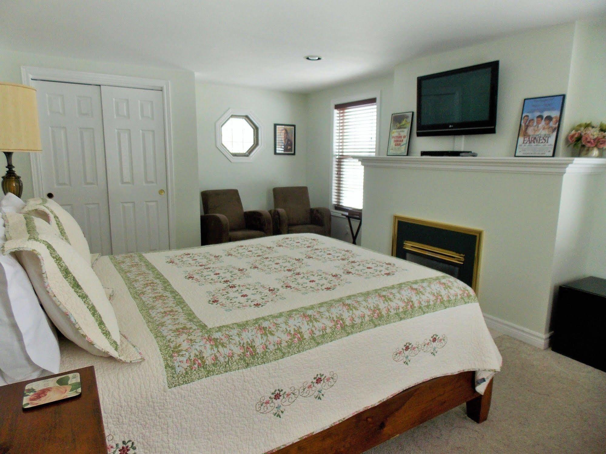 Finlay House Bed And Breakfast Niagara - On - The - Lake Luaran gambar